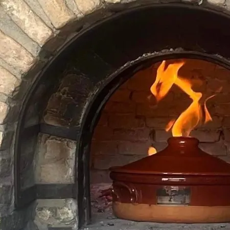 Terra Petra At Psari Trikolonon Gortynia Psárion