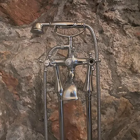 Terra Petra At Psari Trikolonon Gortynia *