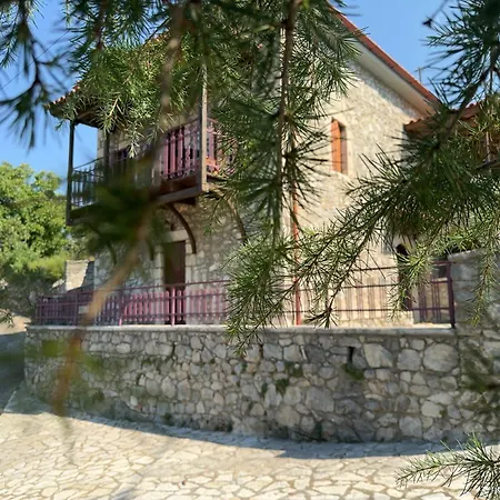 Terra Petra At Psari Trikolonon Gortynia