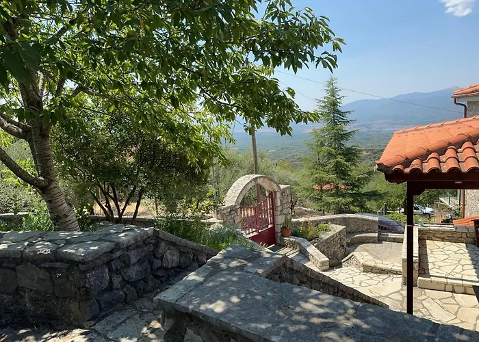 Terra Petra At Psari Trikolonon Gortynia Psárion