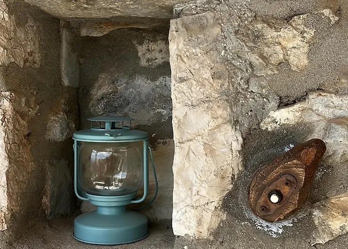 Terra Petra At Psari Trikolonon Gortynia * Psárion