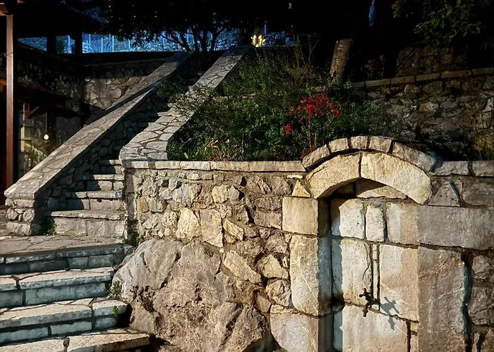 Terra Petra At Psari Trikolonon Gortynia *